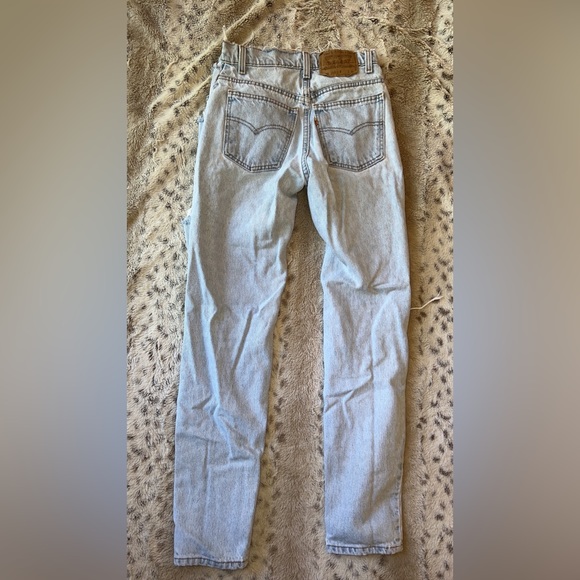 Levi’s - Picture 2 of 2